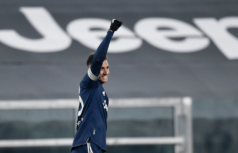 包含萨索洛后防线表现出色,成为球队稳定后防支柱的词条 包含萨索洛后防线表现出色,成为球队稳定后防支柱的词条