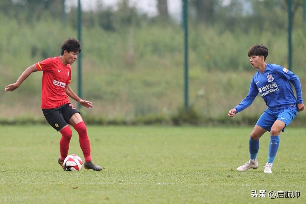 包含恒大队在亚冠比赛中力克对手的词条