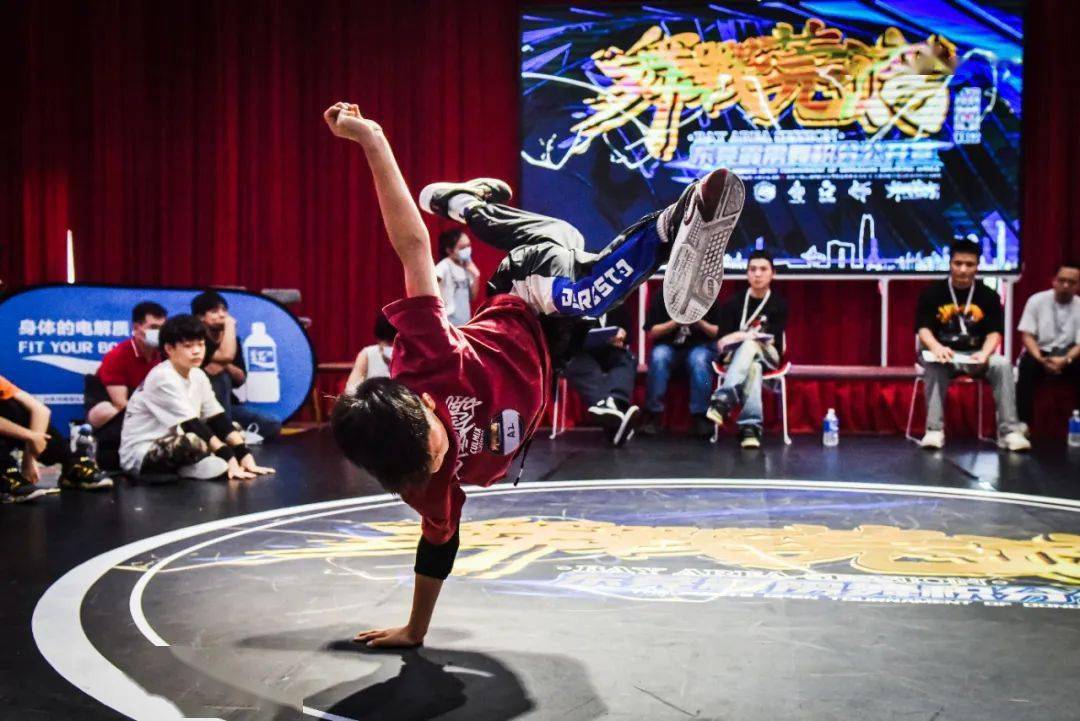 精彩对抗收视率飙升，助力体育普及