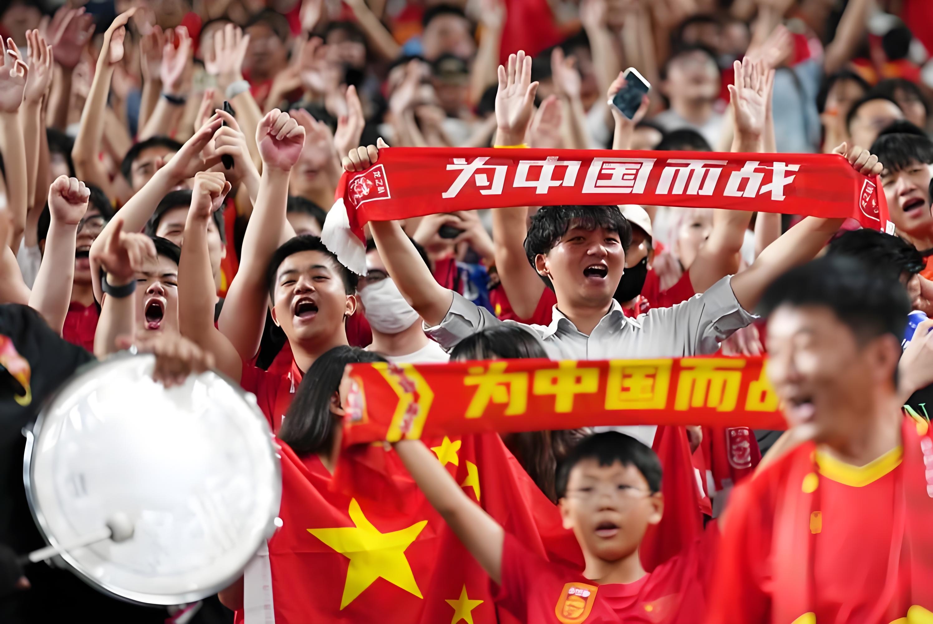 中国足球队在国际比赛中大放异彩