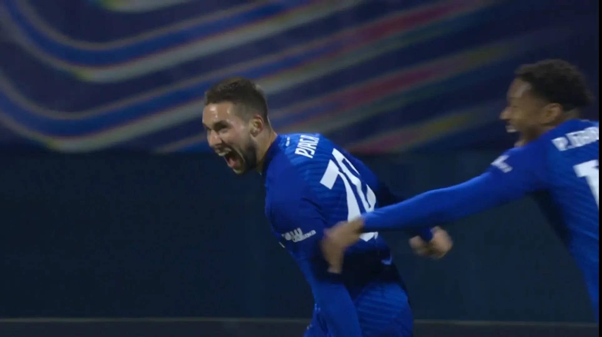 曼城客场逆转胜利,展现实力 曼城客场逆转胜利,展现实力