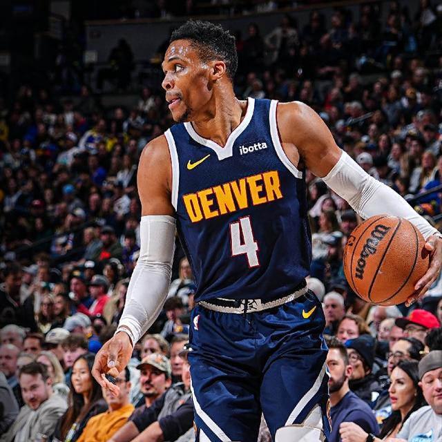 掘金队员在三分擂台赛中当选最有价值球员，实力获认可