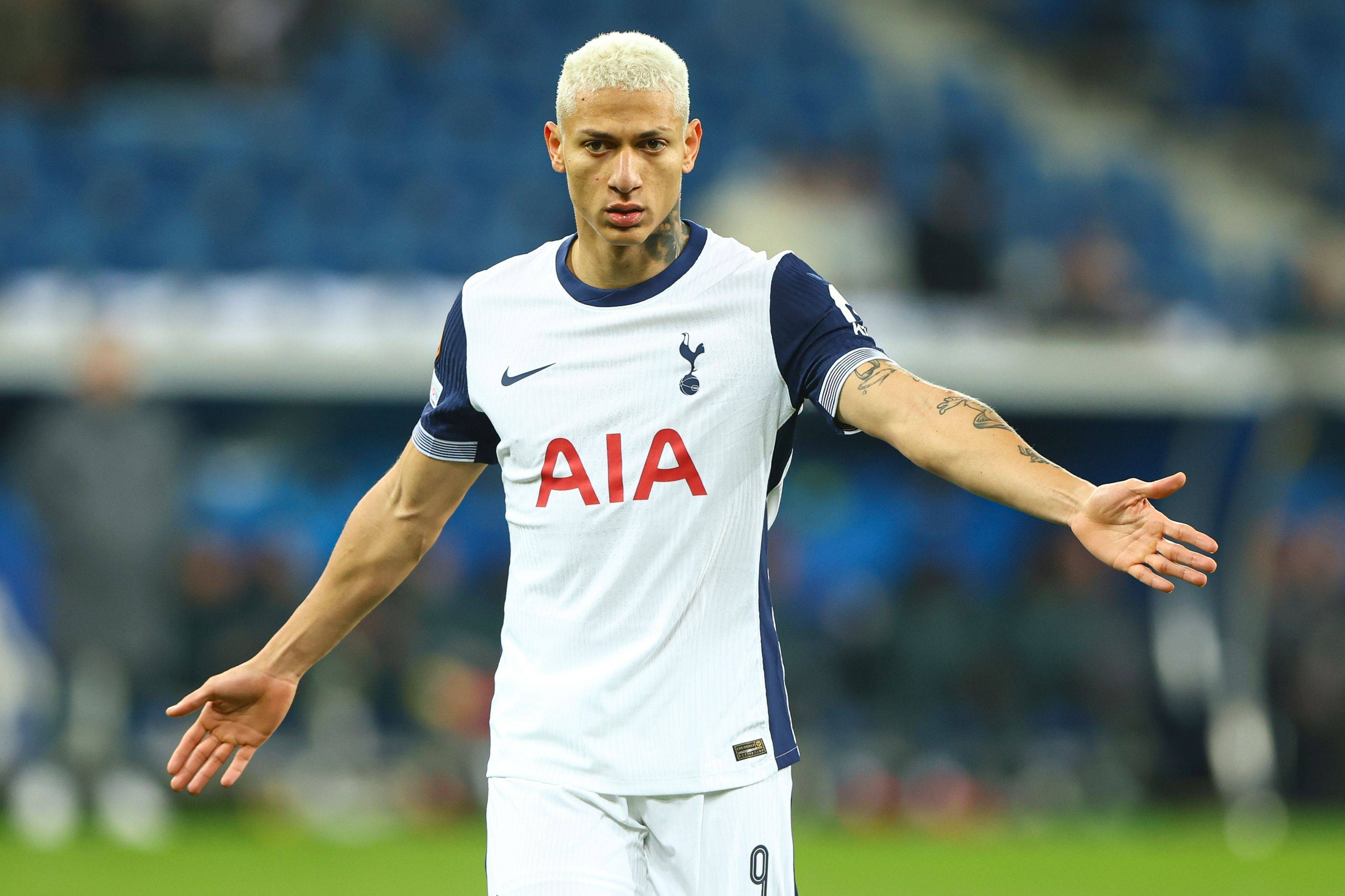 热刺前锋状态神勇，帮助球队连胜