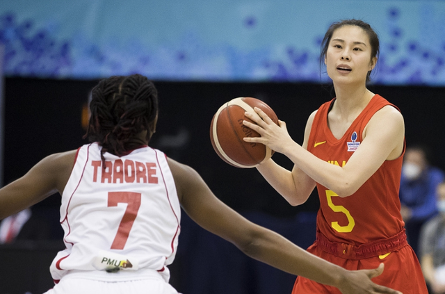 西班牙女篮力克加拿大跻身奥运四强