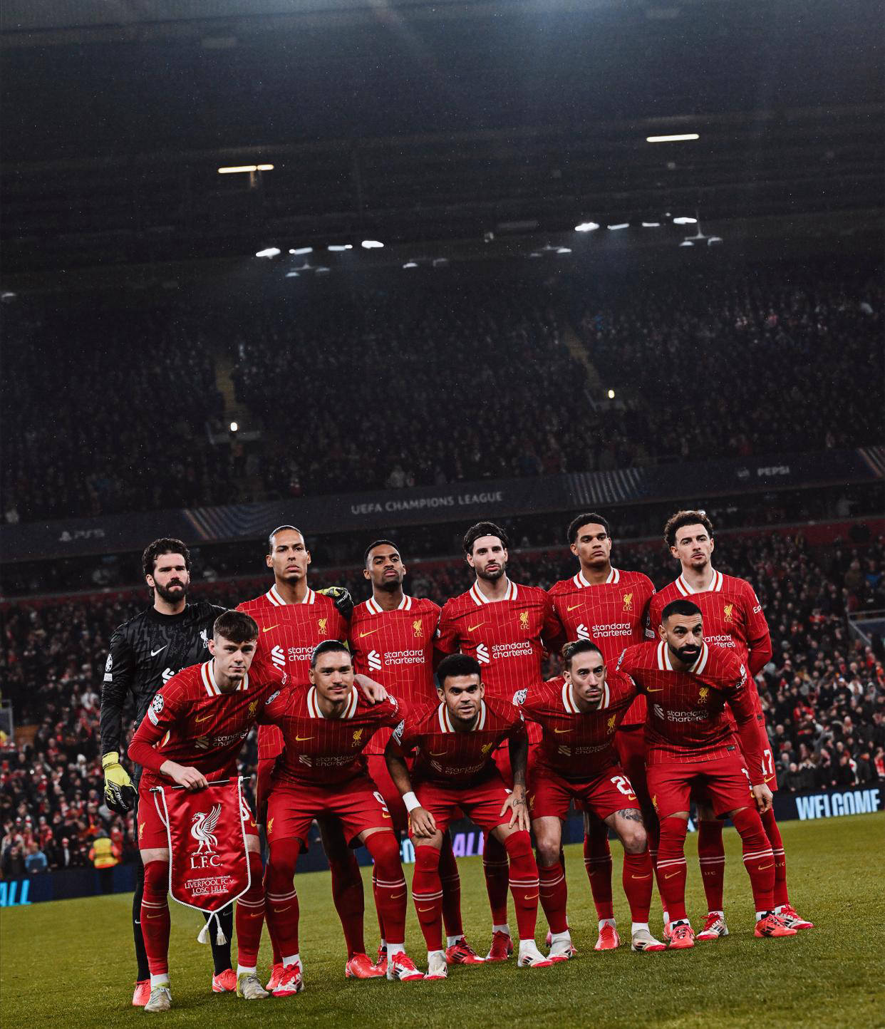 里尔队员合力取胜，实现连胜