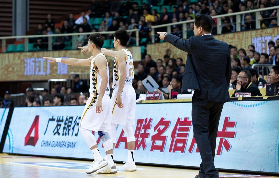 上海与广州激烈角逐，双方实力不相上下的简单介绍