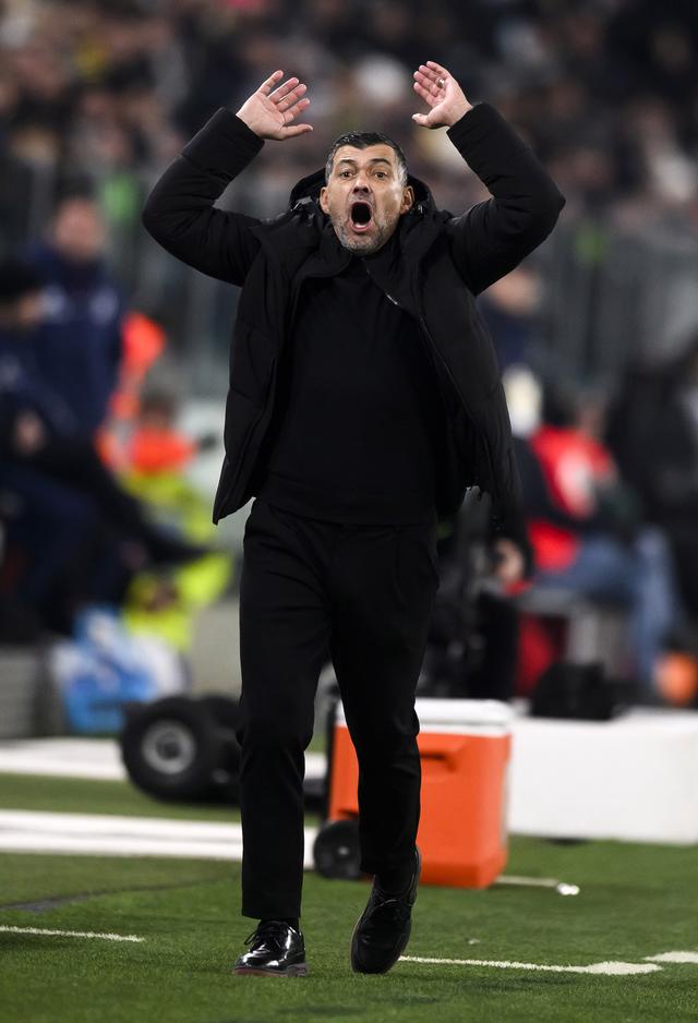 意甲尤文图斯困境百出重夺冠军难上加难