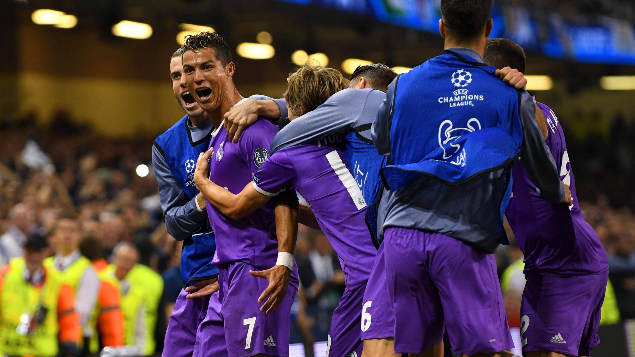 欧洲选手在比赛中展现出色表现，赢得球迷青睐的简单介绍