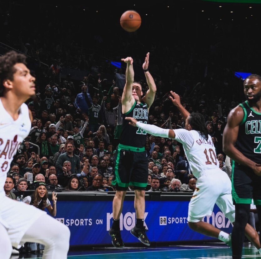 爵士惊险击败凯尔特人