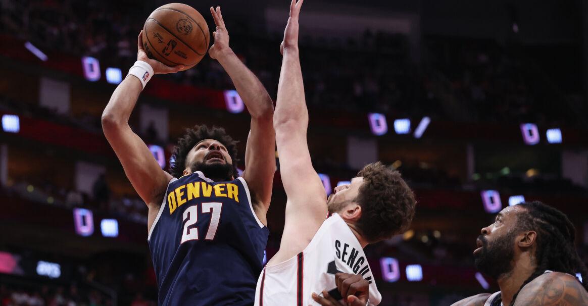 火箭客场险胜掘金，晋级形势依然乐观