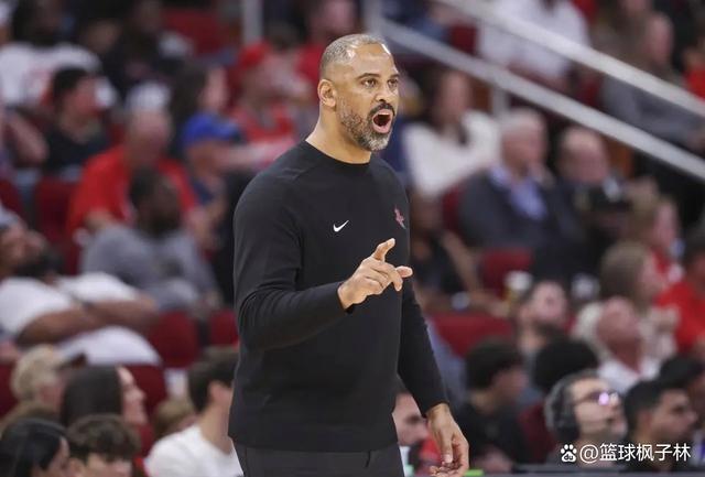 火箭主场胜开拓者，保持不败