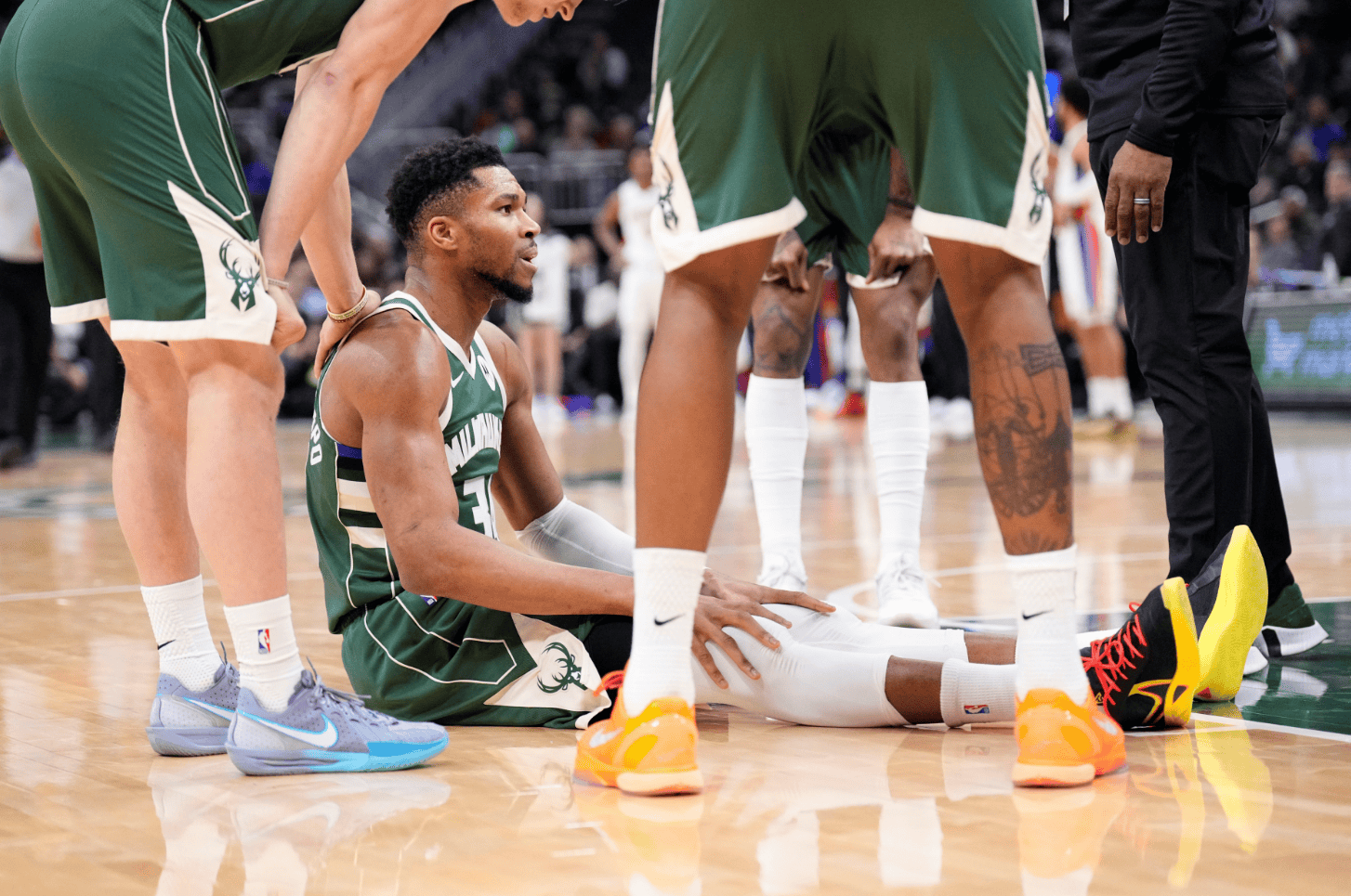 广东队轻取马刺，字母哥状态火热的简单介绍